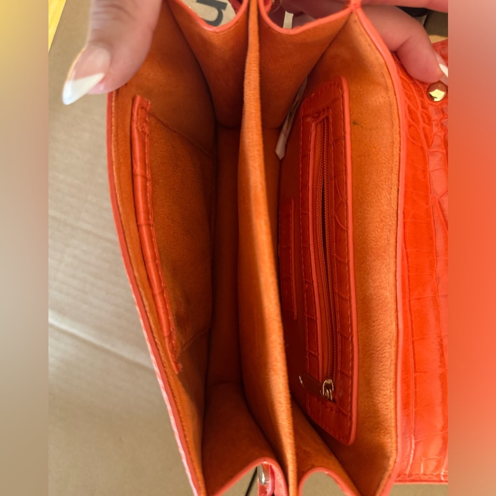 Orange faux croc handbag - Picture 4 of 5